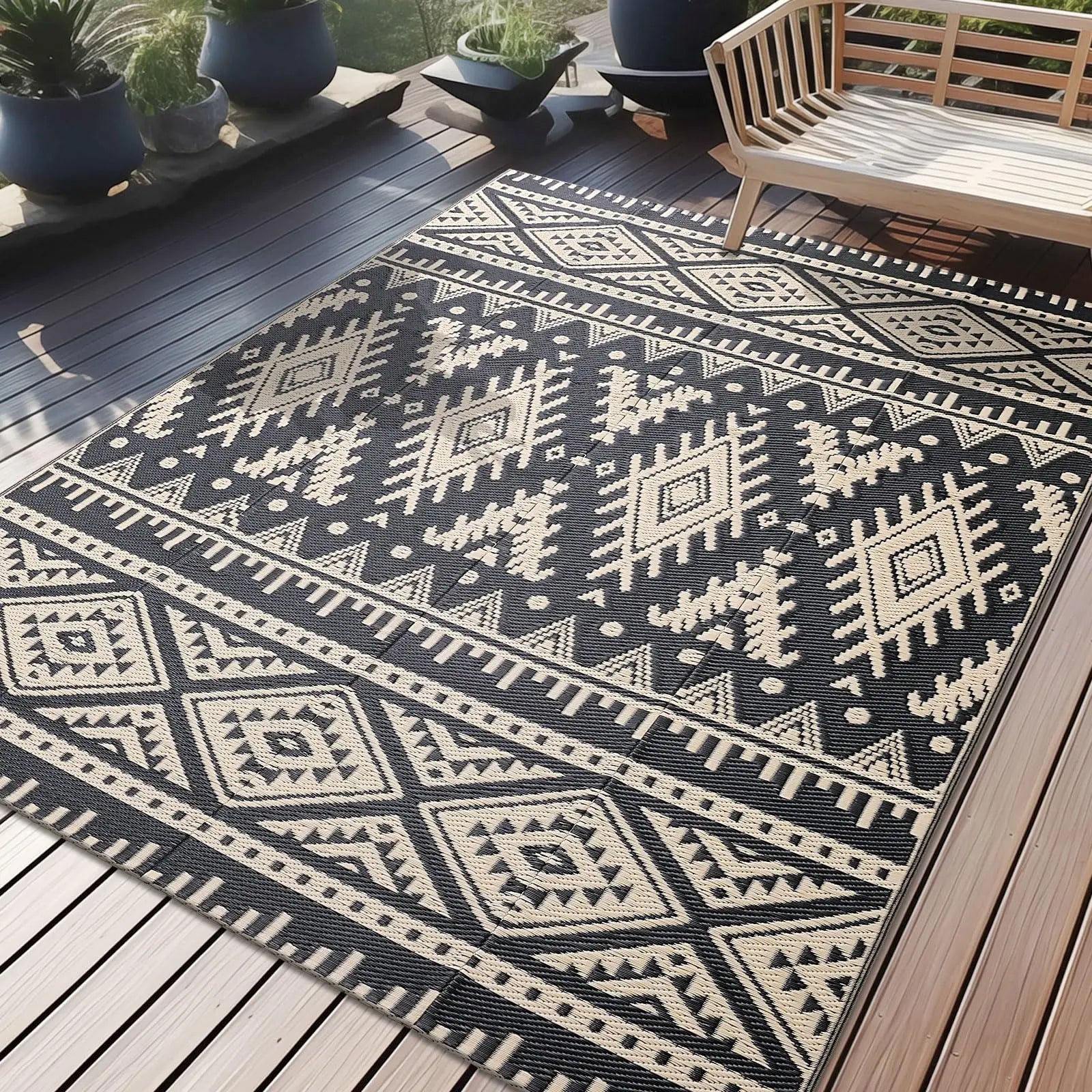 Kitinjoy Waterproof Outdoor Rug – Reversible Plastic Straw Boho Patio & RV Mat