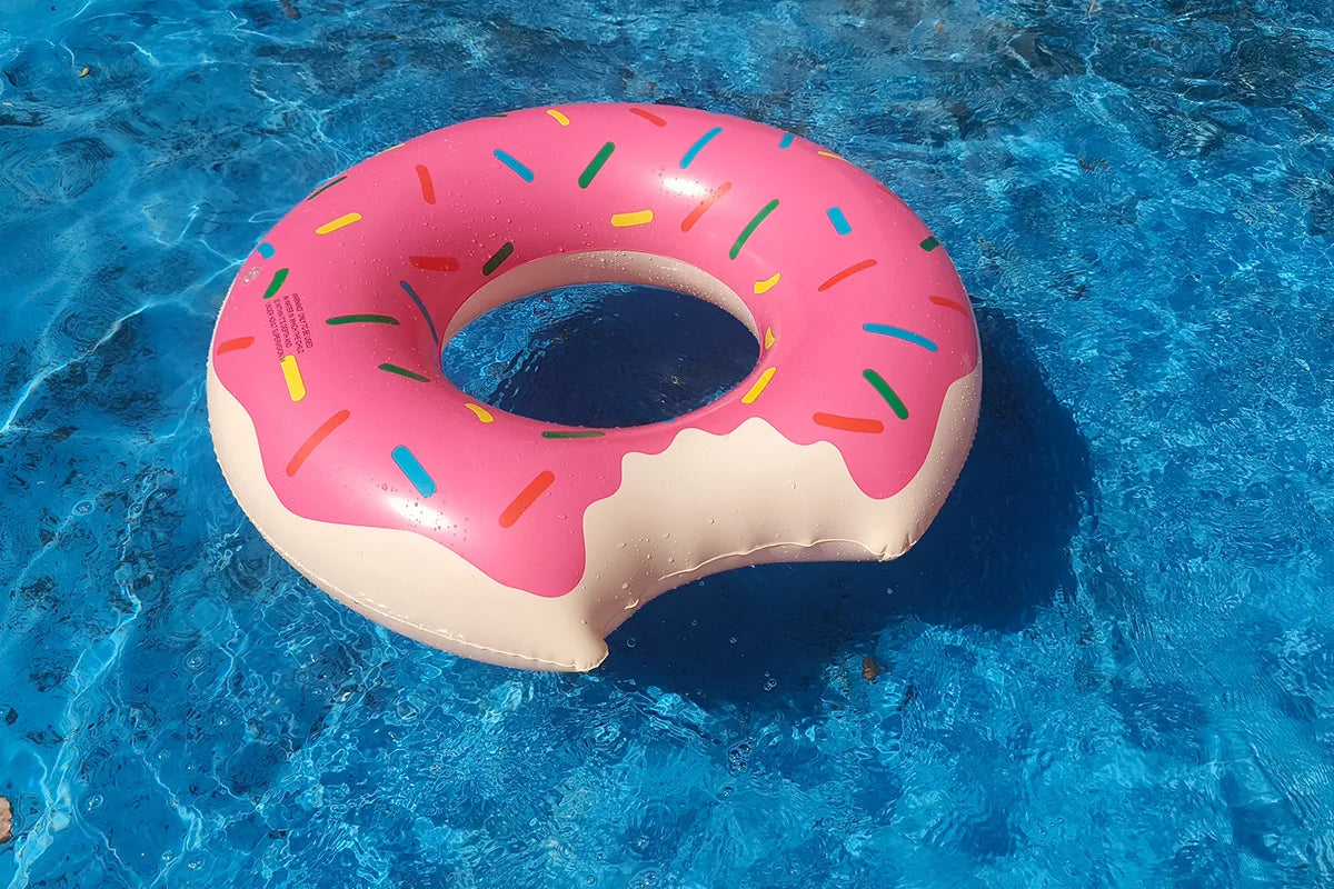 Rooxin Inflatable Donut Swim Ring – Pool Float for Kids & Adults