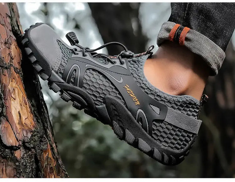 Outdoor  Anti-slip Wear-resistant Shoes for Men Hiking Jogging