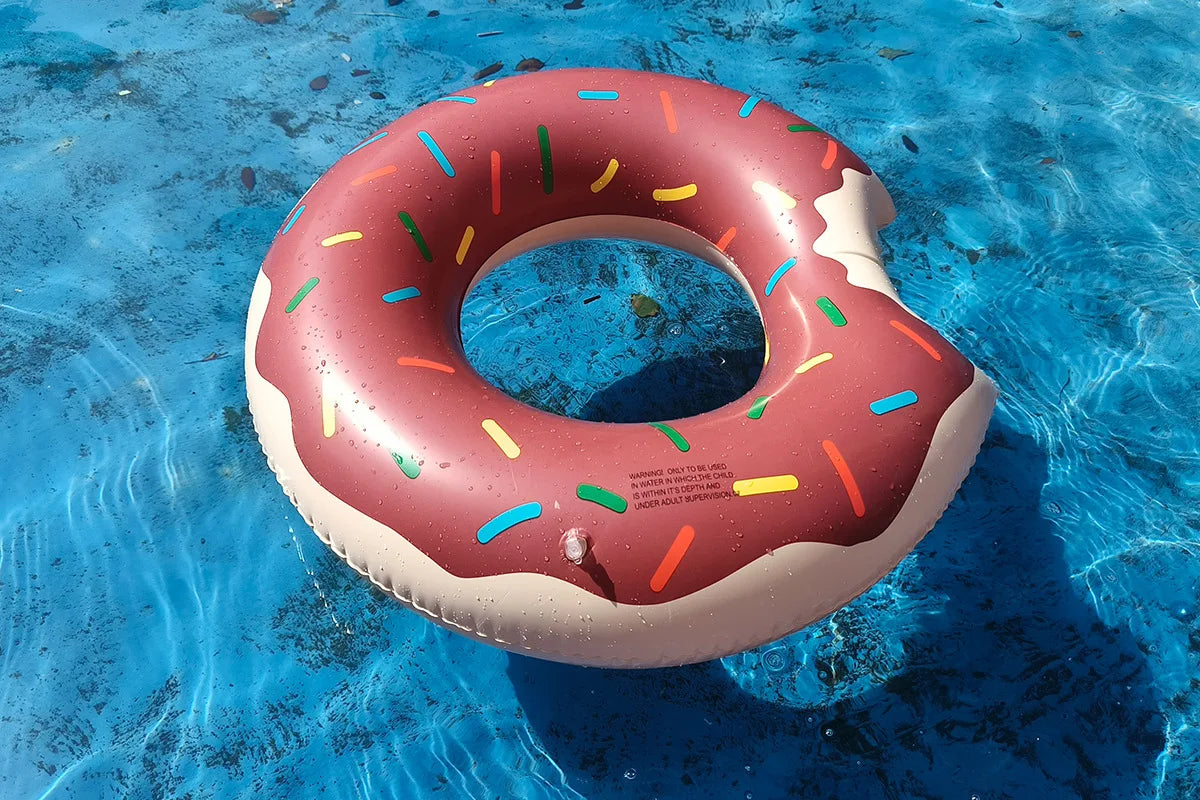 Rooxin Inflatable Donut Swim Ring – Pool Float for Kids & Adults