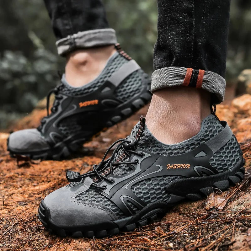 Outdoor  Anti-slip Wear-resistant Shoes for Men Hiking Jogging