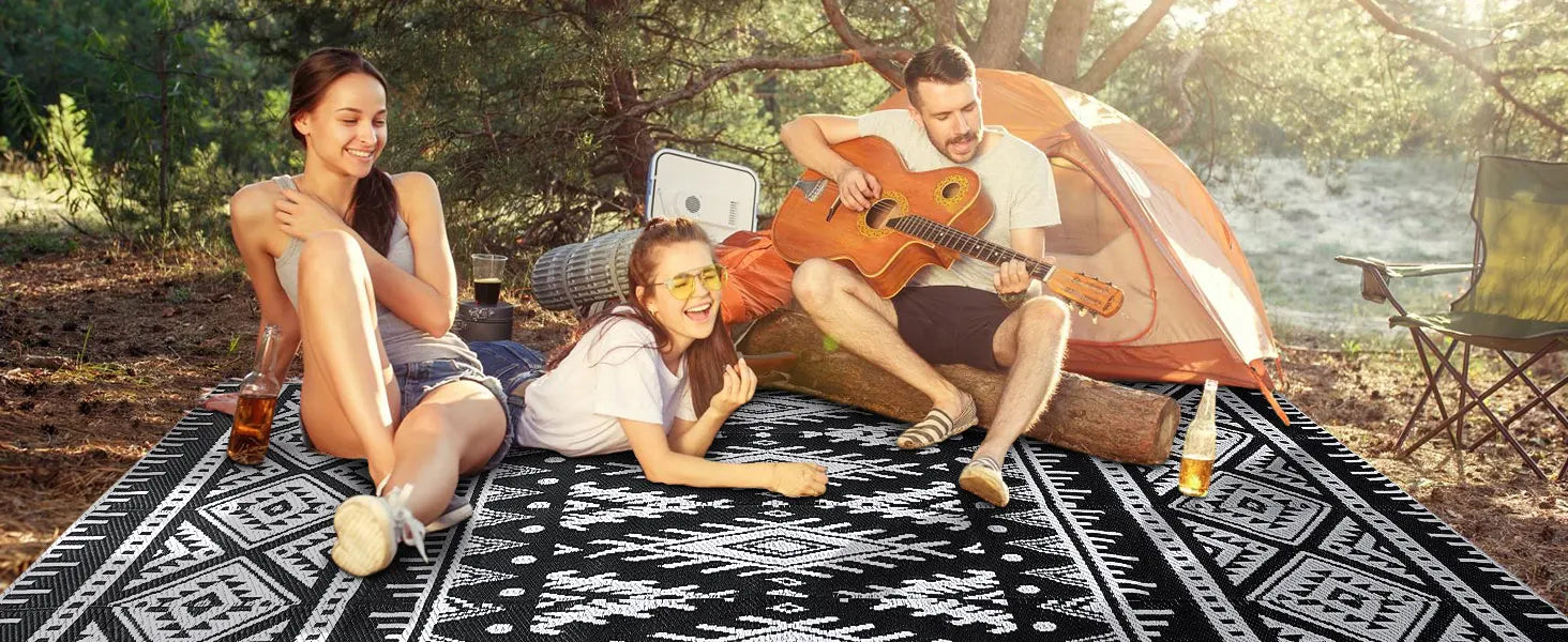Kitinjoy Waterproof Outdoor Rug – Reversible Plastic Straw Boho Patio & RV Mat
