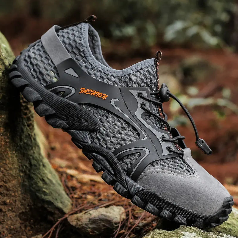 Outdoor  Anti-slip Wear-resistant Shoes for Men Hiking Jogging