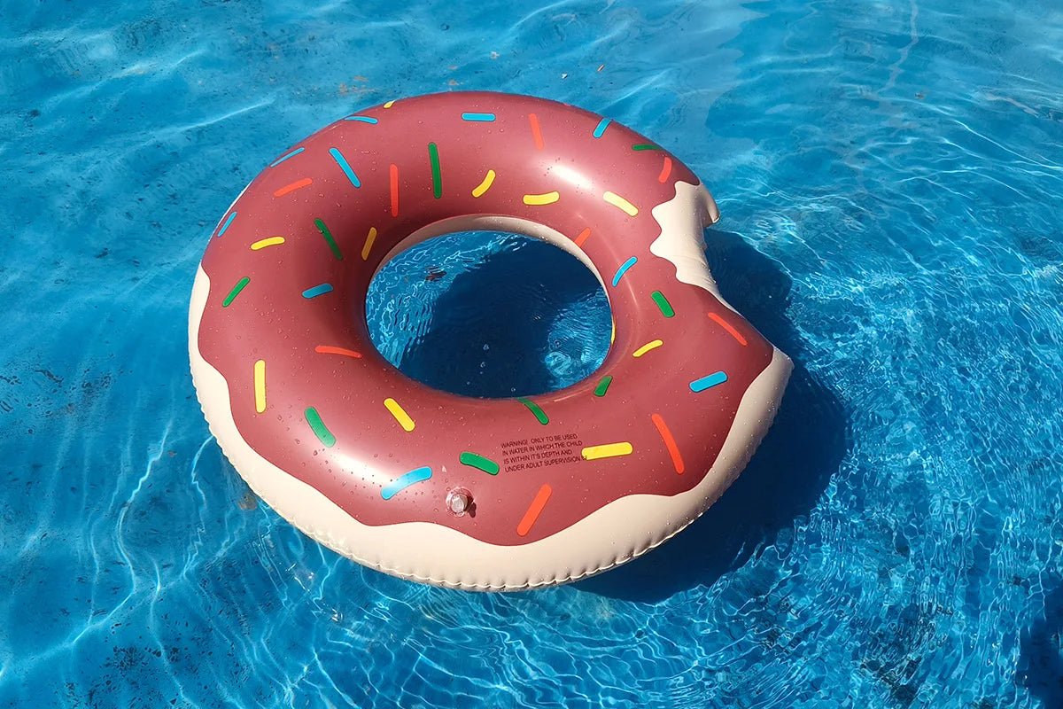 Rooxin Inflatable Donut Swim Ring – Pool Float for Kids & Adults