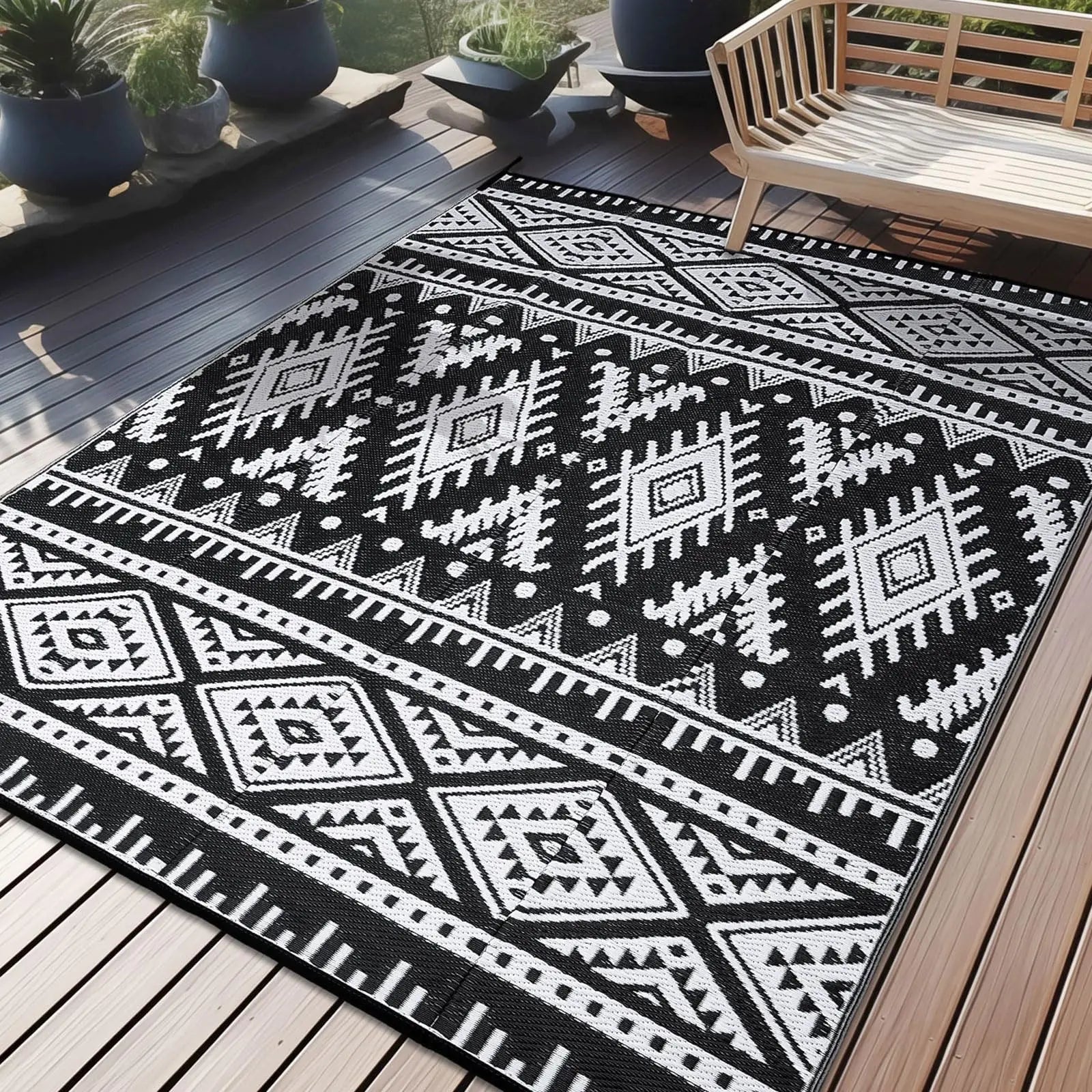 Kitinjoy Waterproof Outdoor Rug – Reversible Plastic Straw Boho Patio & RV Mat