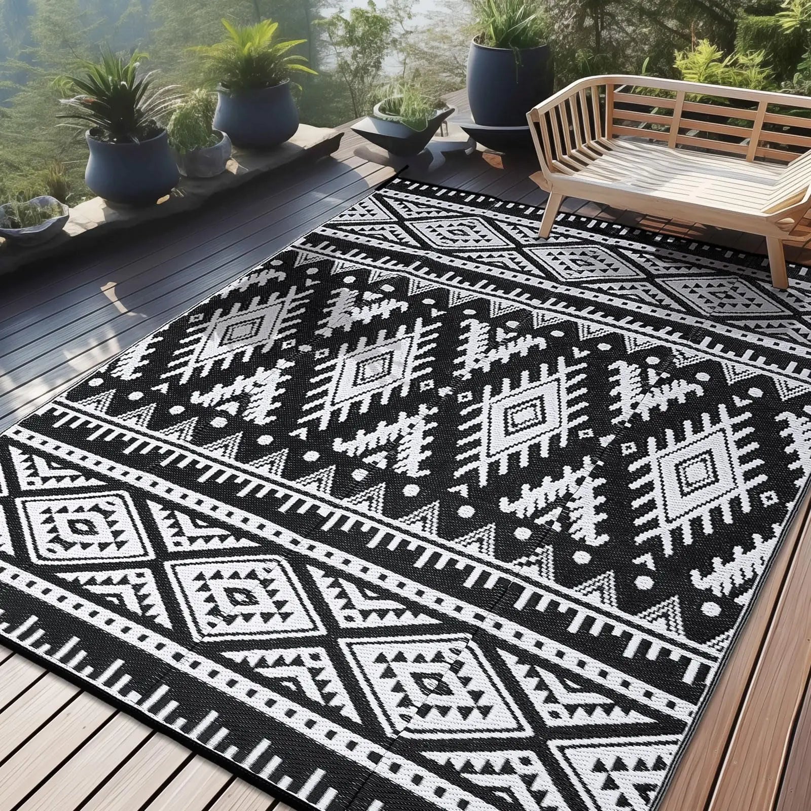 Kitinjoy Waterproof Outdoor Rug – Reversible Plastic Straw Boho Patio & RV Mat